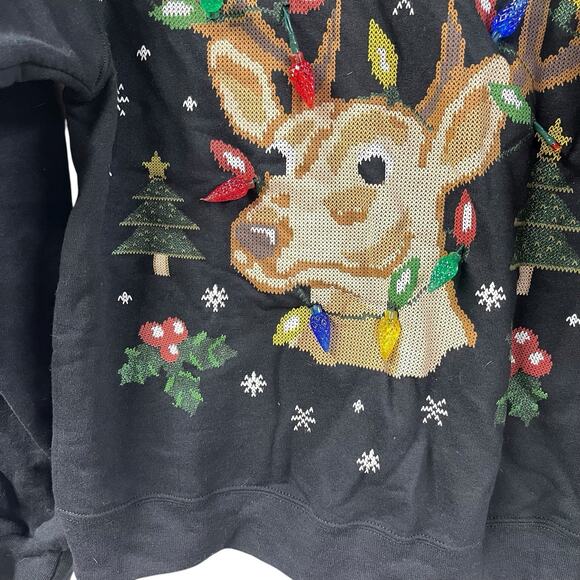 Not So Ugly Christmas Sweater Deer Buck Light Up Sweatshirt Small - Picture 4 of 9